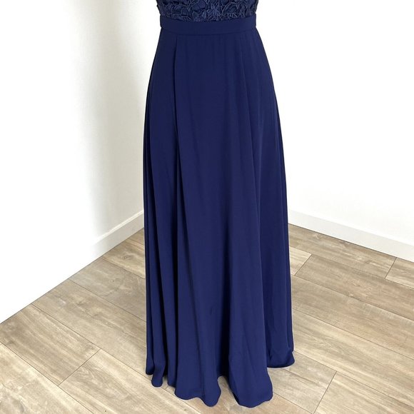 Review Womens Devotion Maxi Dress Gown Navy Blue Floral Lace Formal Event Size 4 - Picture 3 of 6